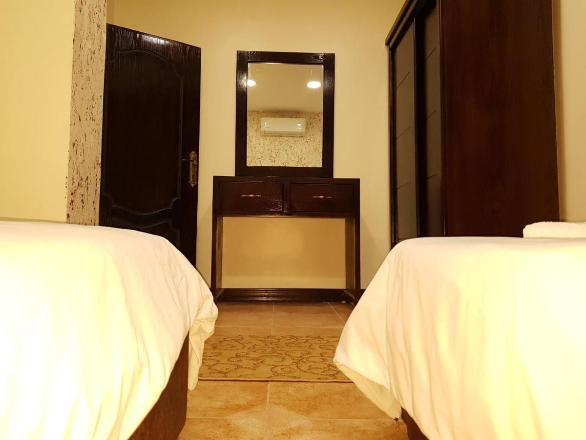 Siveen Hotel Амман Экстерьер фото